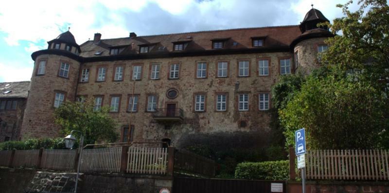 Ferienwohnung "Zur Ottoburg" In Schlitz Ngoại thất bức ảnh